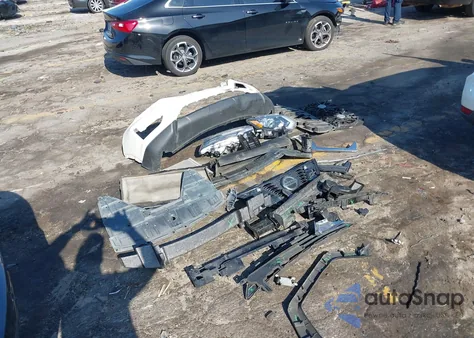 2018 Nissan Rogue Sv z USA, uszkodzony, nr VIN KNMAT2MT1JP579438